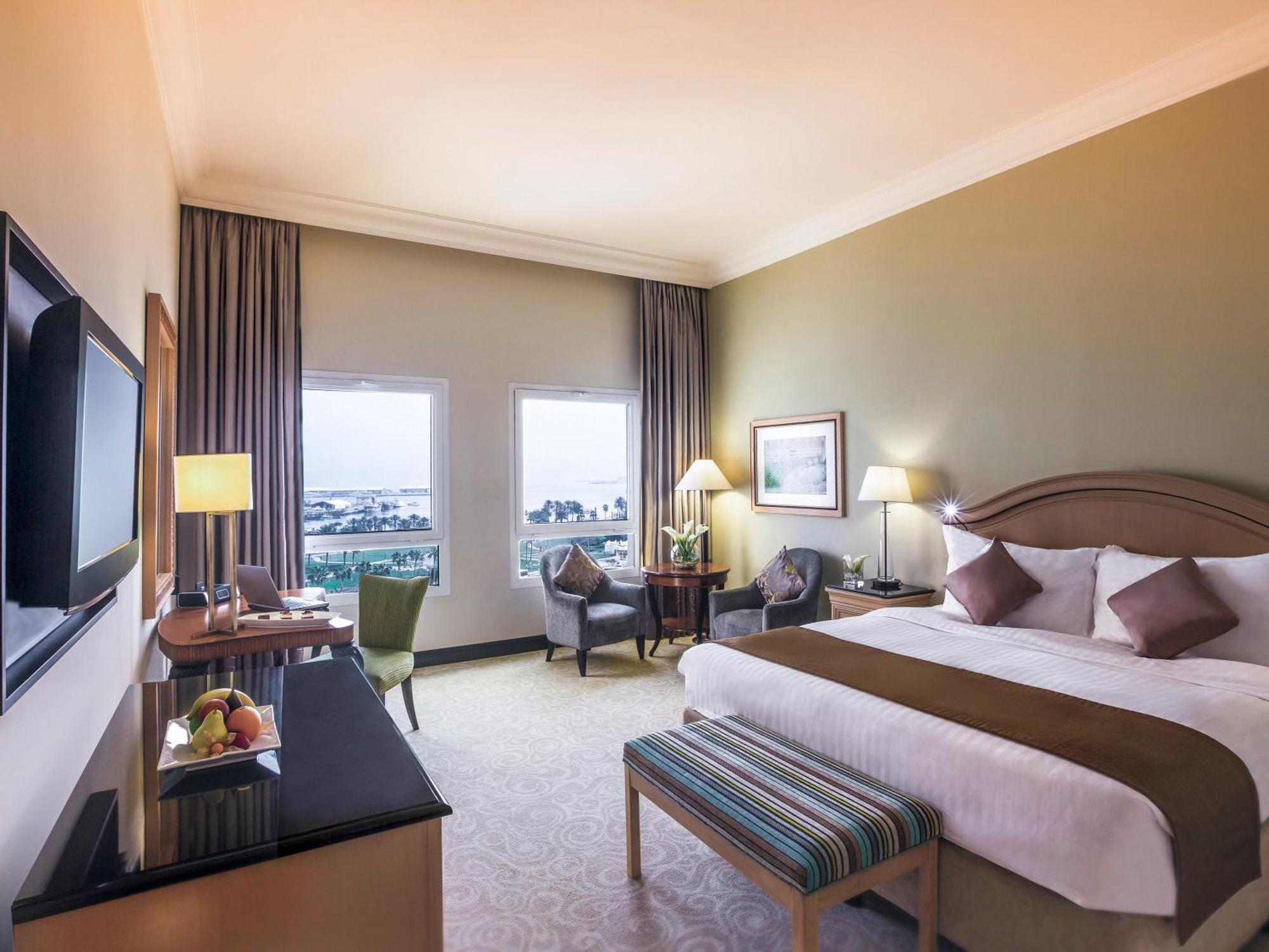 Moevenpick Hotel Doha Exterior foto
