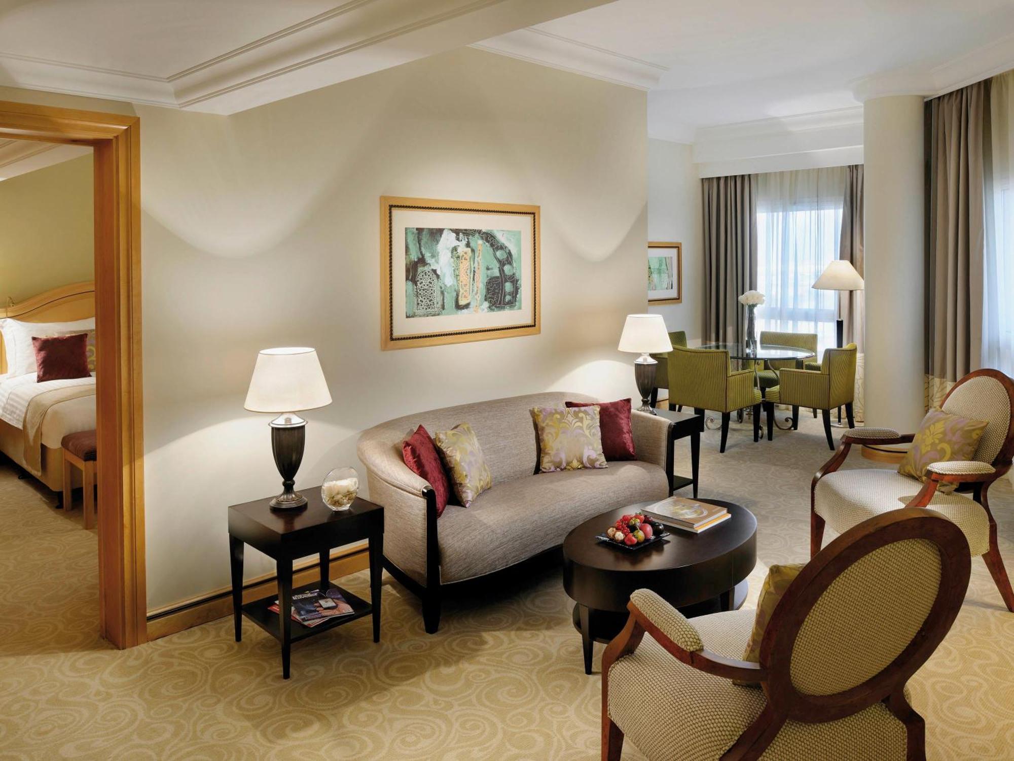 Moevenpick Hotel Doha Exterior foto