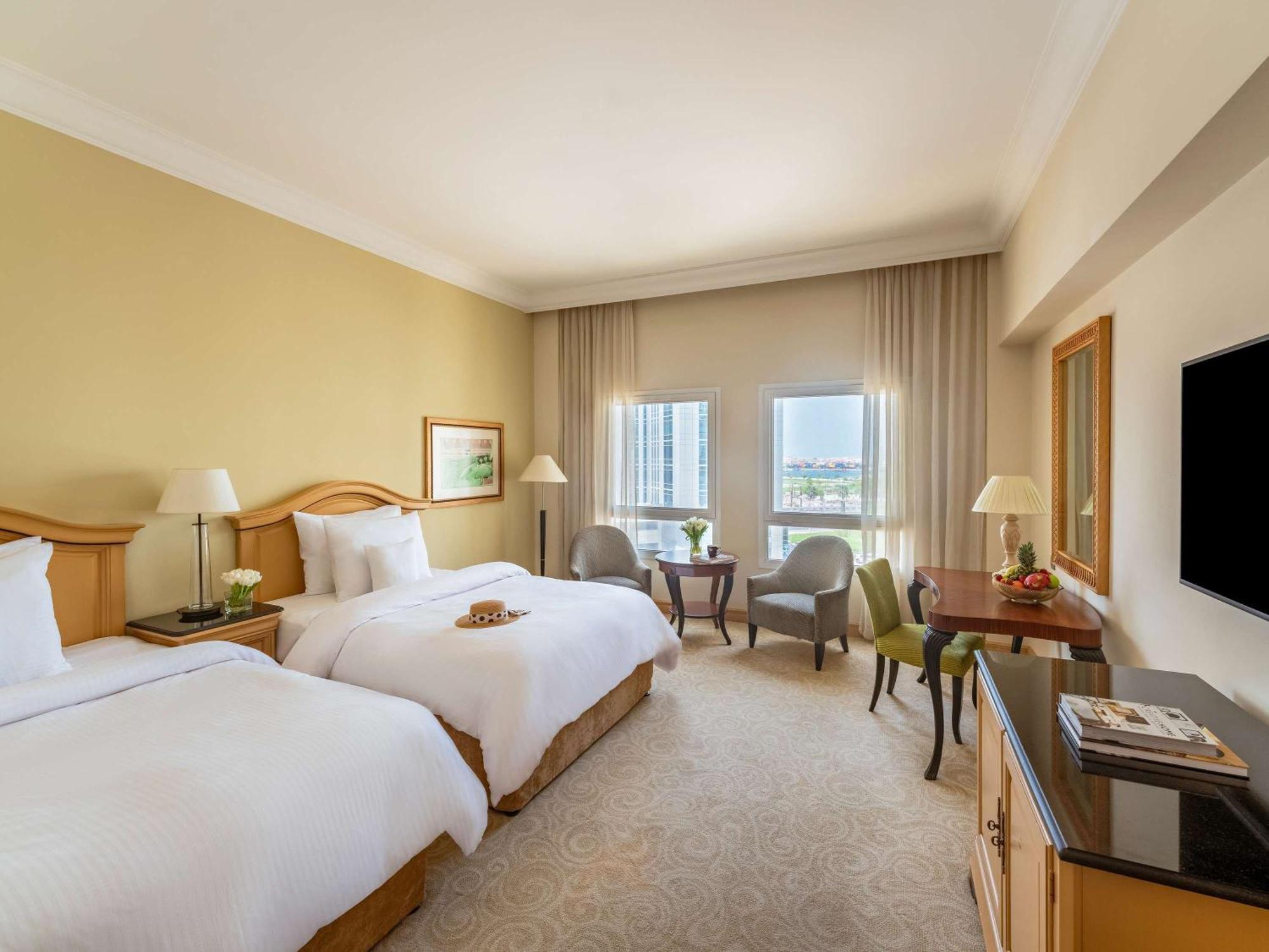 Moevenpick Hotel Doha Exterior foto